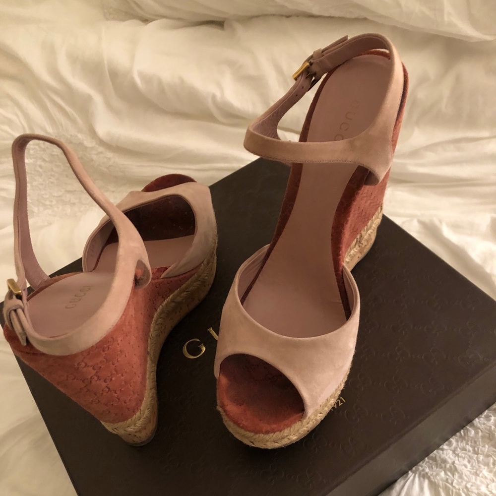 Gucci Platform Sandal!